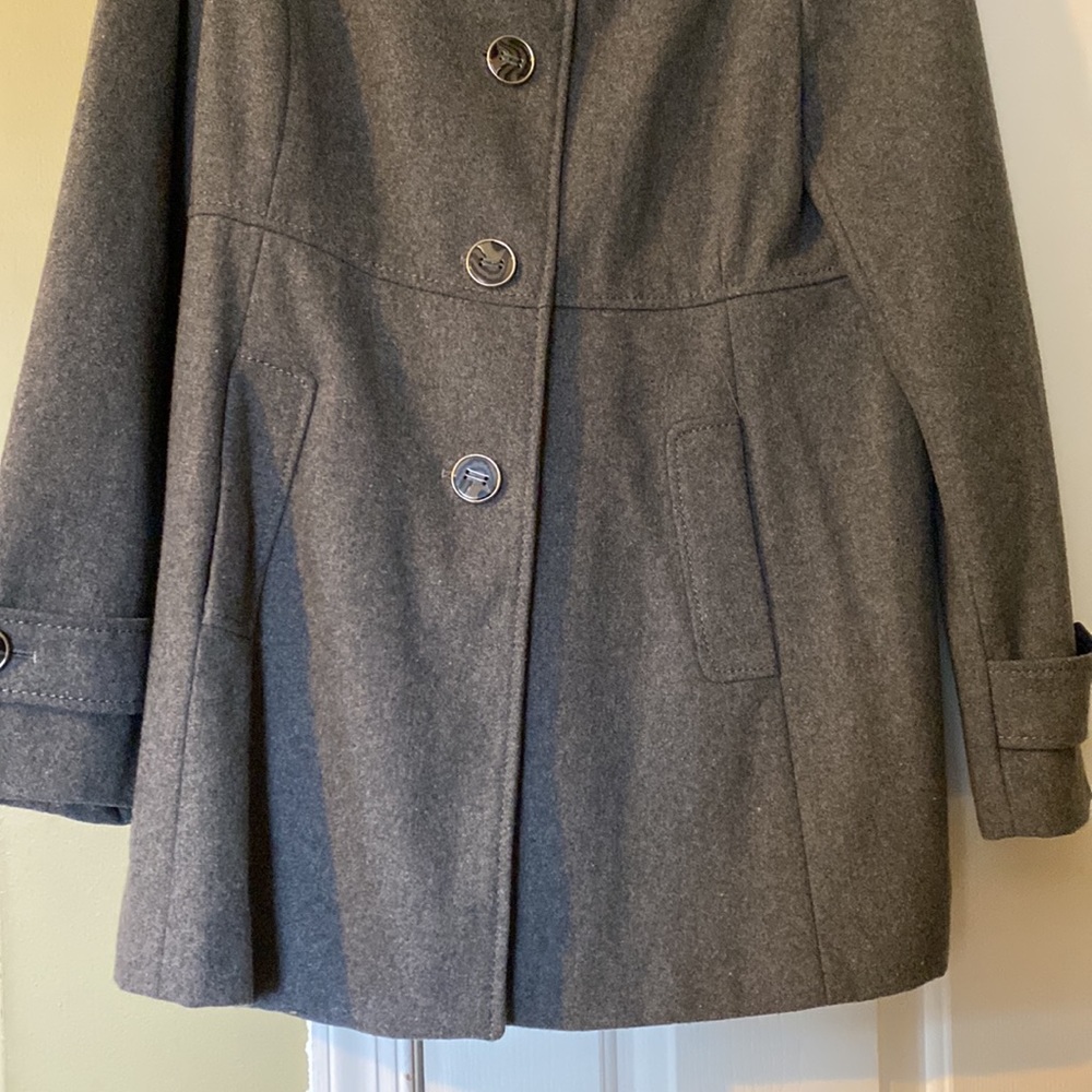 Coat - Picture 4 of 13